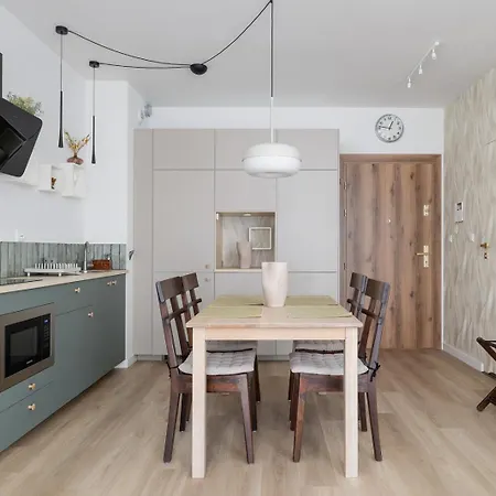 Ivory Glow - Luxury Studio With Ac - Podgorze